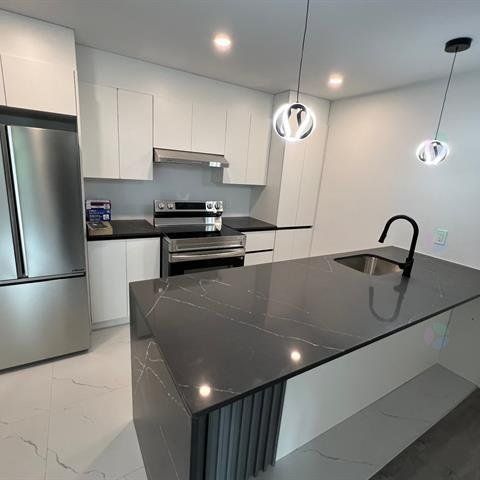 Unit None: Entire unit - Photo 1