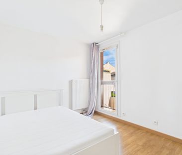 T2 – MEUBLÉ – CHAMPS-SUR-MARNE – 41,83 m² - Photo 4