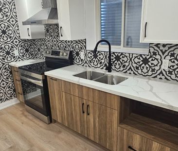 For Lease - 281 Blue Dasher Boulevard, Bradford West Gwillimbury, O... - Photo 3