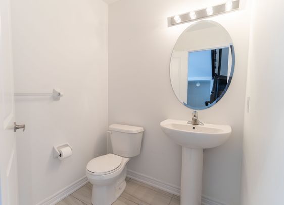 For Lease - 3 Steamboat Way, Whitby, Ontario - Photo 1