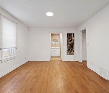 For Lease - 5292 Bridge Street, Niagara Falls, Ontario - Photo 6