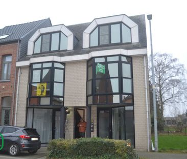 Gezellig appartement met 1 slaapkamer, ruim terras en garage - Photo 3