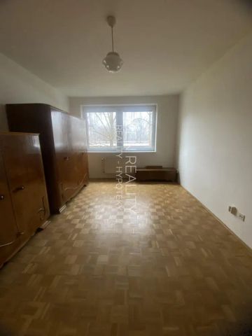 Pronájem - prostorný byt 4+1 Dřevnická, Zlín Příluky - žádaná klidná lokalita - Fotografie 5