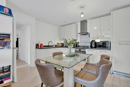 Amethyst Court, Rainbow, DA8 2EH - Photo 5