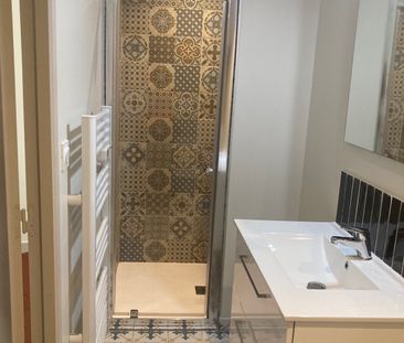 Location Appartement 2 pièces 37m² UZES 30700 - Photo 2