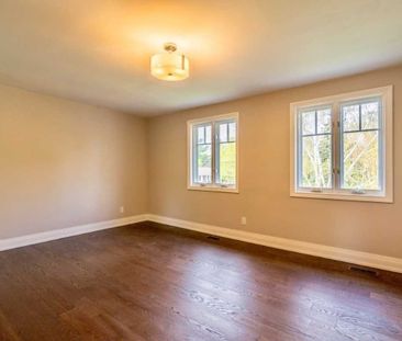 For Lease - 71 Stoddart Drive, Aurora, Ontario - Photo 3