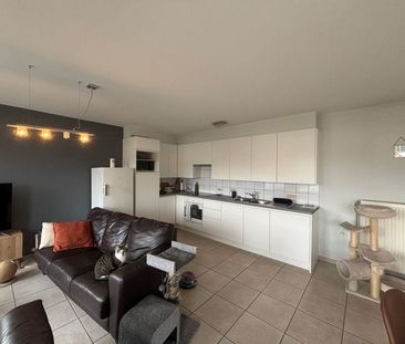 Appartement te huur - Photo 1