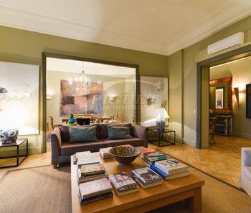 Tout savoir sur cet appartement dans le quartier Ecole Militaire, à... - Photo 2