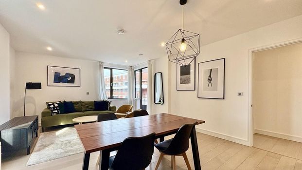 3 bedroom flat to rent - Photo 1