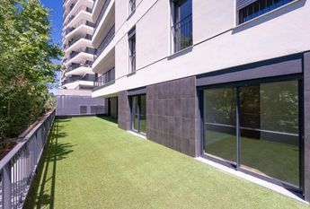 2 Bedroom Apartment with garden, Miraflores, Oeiras