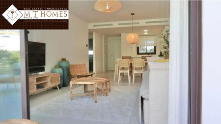 AMAZING NEW GROUND FLOOR APARTMENT IN HIGUERON- FUENGIROLA - Photo 4