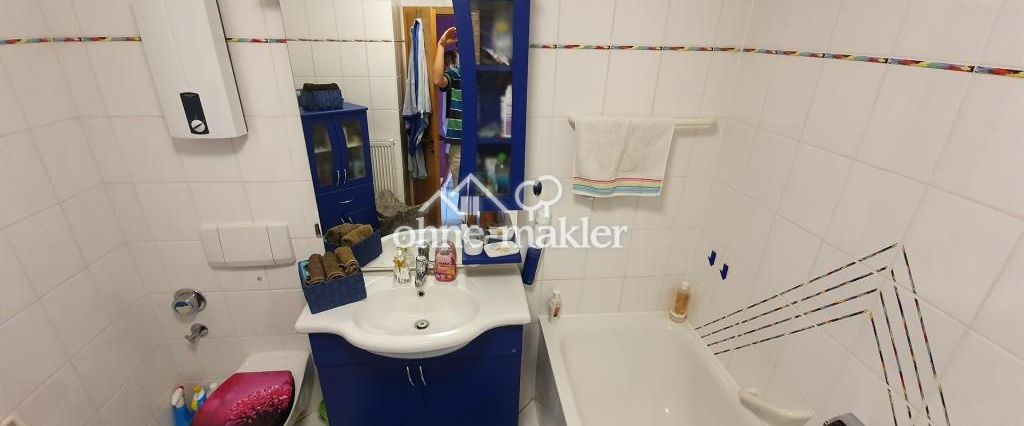 Schöne, helle und geräumige 2-Zimmerwohnung in sehr guter Lage - Foto 1