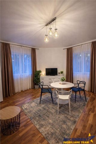 Pet friendly! Regim vila,decomandata, mobilata,utilata,const - Fotografie 2