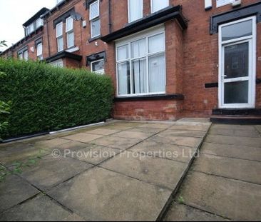 8 Bedroom Student Houses in Hyde Park - Photo 1