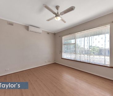 GREAT LOCATION CLOSE TO NUMEROUS AMENTIES! - Photo 5