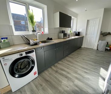 Mobberley Road, Bolton - Photo 6