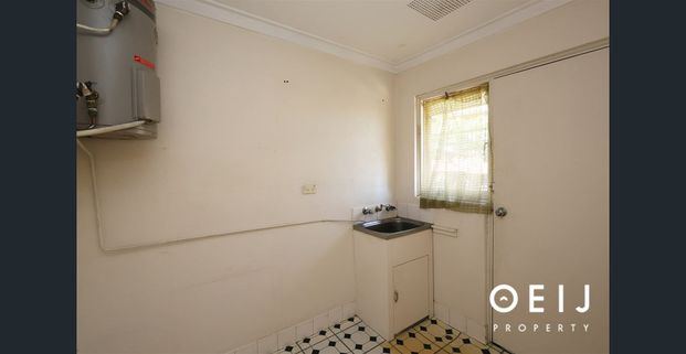 GREAT LOCATION - Photo 1