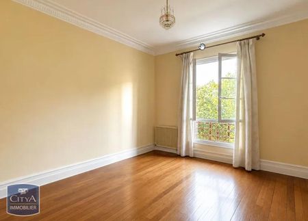 Location Appartement 4 pièces 88m² LA ROCHELLE 17000 - Photo 4