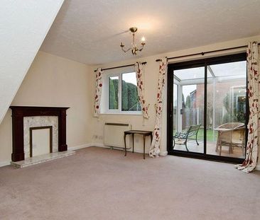 2 bedroom semi-detached house to rent - Photo 6