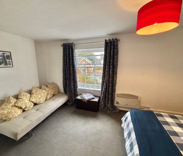 Compass Hill, Taunton, Somerset - Photo 2