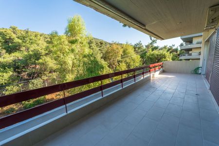 Διαμέρισμα για ενοικίαση Κολλέγιο (Αγία Παρασκευή) - Photo 2