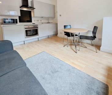 1 bedroom flat to rent - Photo 3