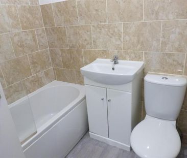 2 bedroom house to rent - Photo 2