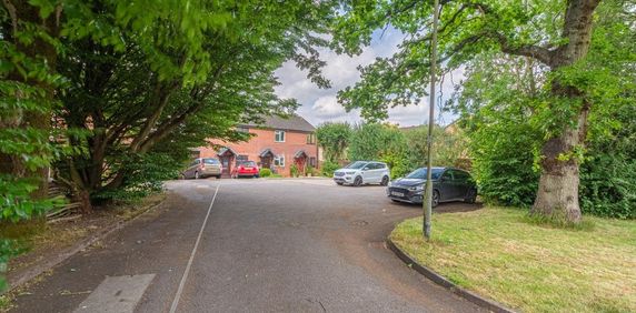 2 bedroom terraced house to rent - Photo 2