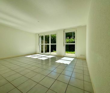 Itingen / Appartement de 4,5 pièces au rez-de-chaussée à gauche - Photo 1