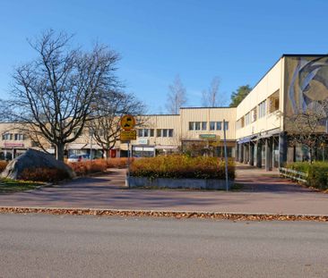 Hälsinggårdsvägen 11B - Foto 1