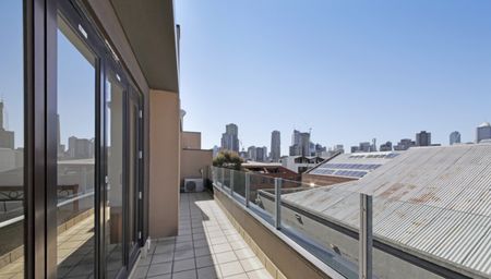 25/22 Howard Street, North Melbourne VIC 3051 - Apartment For Rent | Domain - Photo 2