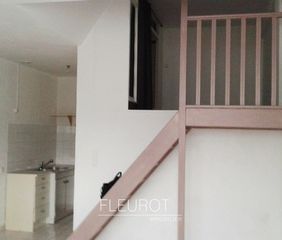 Location Appartement 2 pièces 27m² LA CIOTAT 13600 - Photo 4