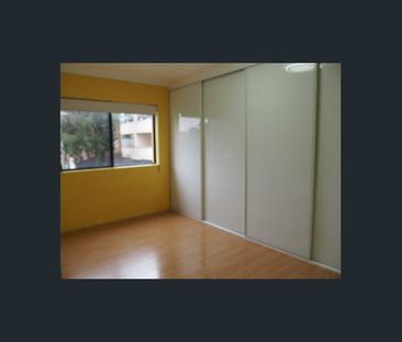 Modern Apartment 3 Minutes to Station - Photo 5