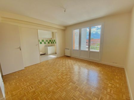 Location Appartement 1 pièce 30m² - Photo 3