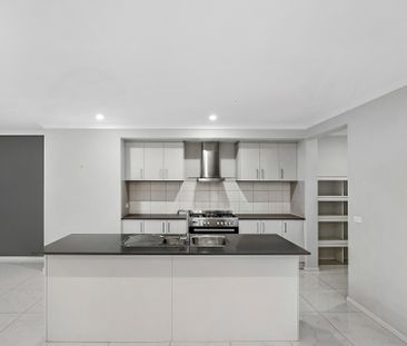 Spacious energy efficient home - Photo 6