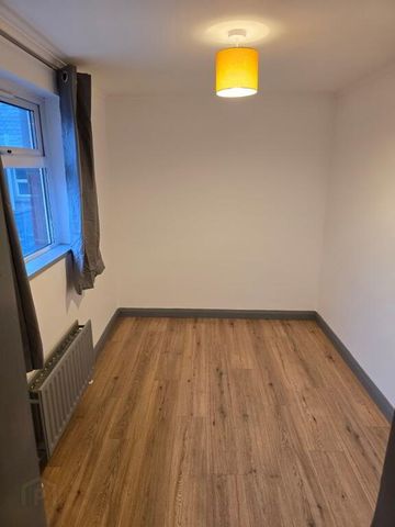 25 Empire Parade, Donegall Road, Belfast, BT12 6GN - Photo 5