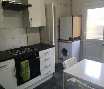 6 bedroom house to rent - Photo 5