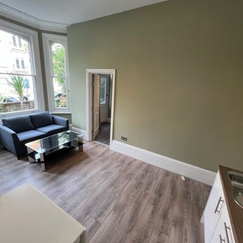 1 Bed Flat, Malwood Road, SW12 - Photo 1