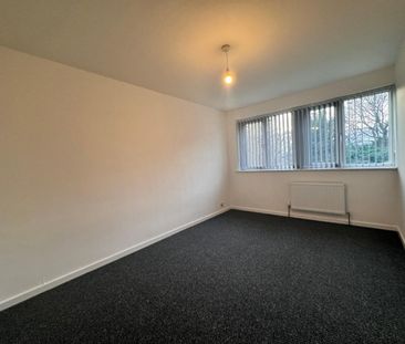 3 bedroom House To Let - Photo 4
