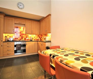 2 bedroom apartment to rent - Photo 6