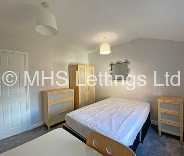 4 Bedroom End Terraced House for rent in Granby Street - Photo 2