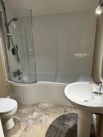 1a The Close, Holywood, BT18 0AW - Photo 2