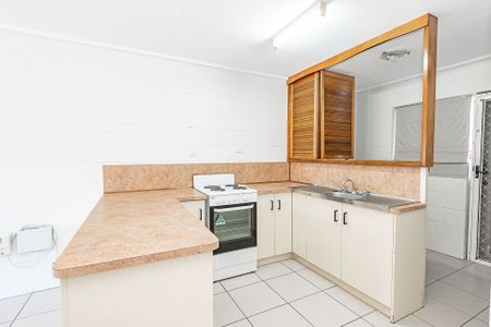 5/13 Cowley Street, West End - Photo 5