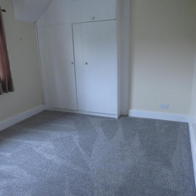 2 bedroom house to rent - Photo 1