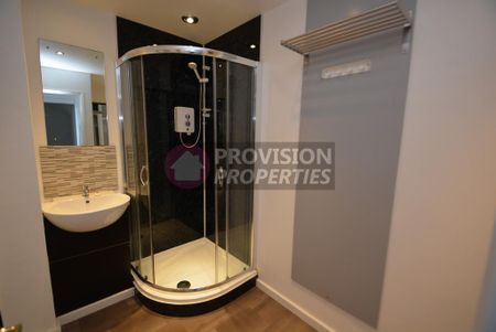 3 bedroom terraced house to rent - Photo 3