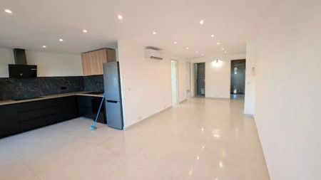 Location Appartement - Photo 2