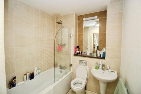 1 bedroom flat to rent - Photo 4