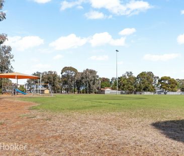 8 Hammond Avenue, Brahma Lodge SA, Belconnen - Photo 1