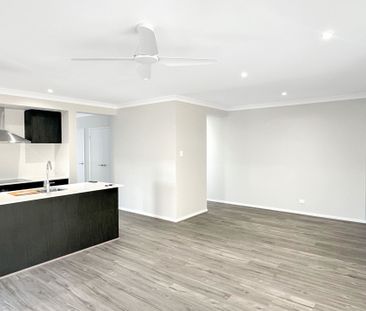 11 Ryan Way, Torquay - Photo 2