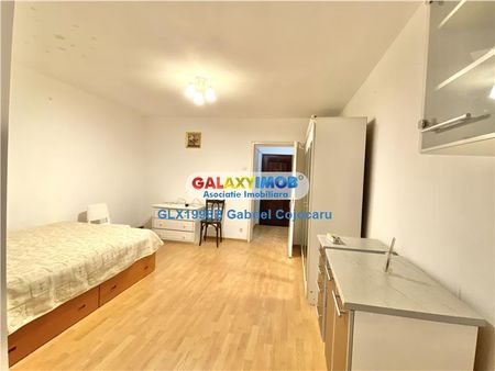 Dristor 1 minut metrou - garsoniera mobilata si utilata - Fotografie 2